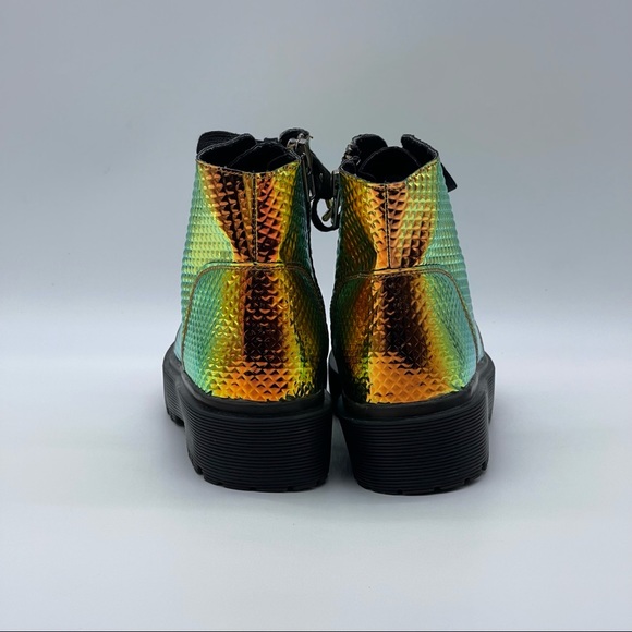 YRU Slayr Reflective Platform Boots. - Picture 6 of 13